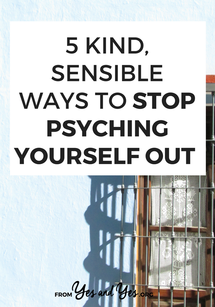 Do you want to stop psyching yourself out? Stop procrastinating and freaking out over deadlines/projects/pitches/finals week? Click through for 5 tips that will help you right now!