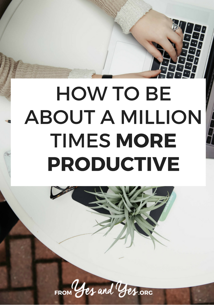 Seven tried and true productivity tips + a life-changing tip about how to write better to-do lists! #productivity #motivation #organization #growthmindset #inspiring #motivation #motivational #personaldevelopment #getoutofyourcomfortzone #styleyourlife