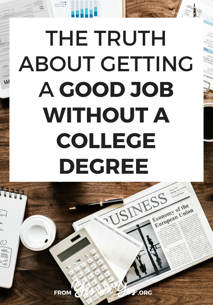 Wondering how to get a good job without a college degree? Want to drop out of college and still find a decent job? Click through for one woman's story of how to left college and worked her way up to the head of marketing!