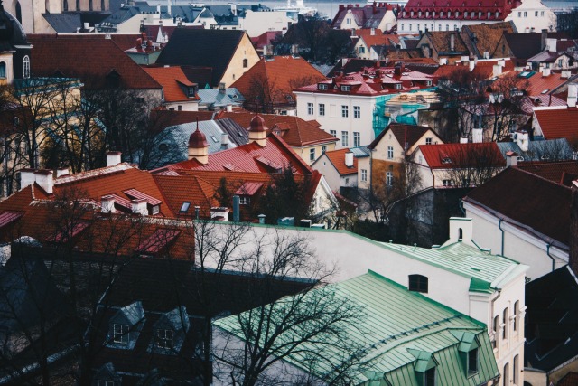 Looking for a travel guide to Tallinn, Estonia? Click through for Estonia travel tips from an experienced traveler - what to do, where to go, and how to do it all safely, cheaply, and respectfully!