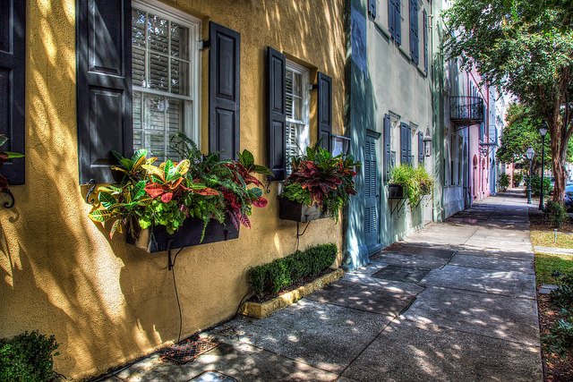 Mini Travel Guide: America's Deep South // yesandyes.org Travel in American South