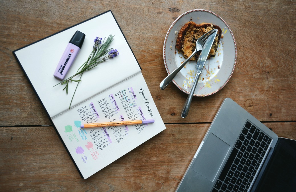 The 1 Thing Nobody Tells You About Keeping Resolutions, Setting Goals & Changing Habits